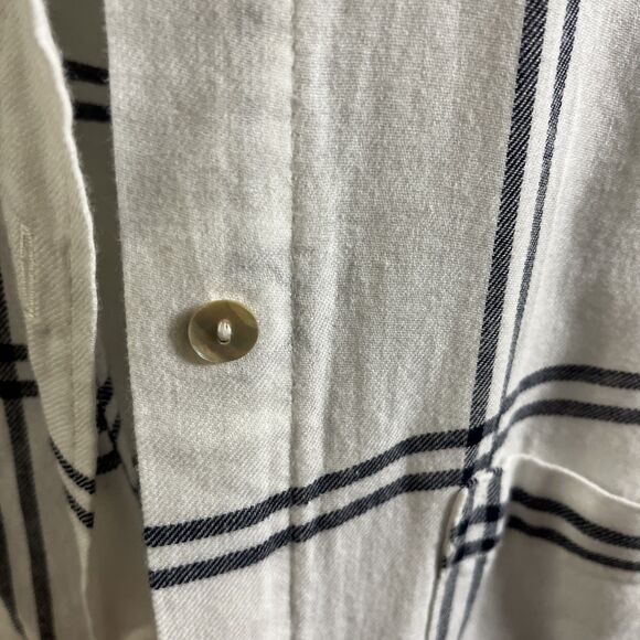 H&M White & Black Plaid Button Up Shirt Womens Size 14 - Picture 3 of 4